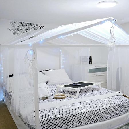 Lovely Cozy Room! With Attached Private Bath In The Heart Of Vancouver! Private Parking & Self Check-In! Extérieur photo