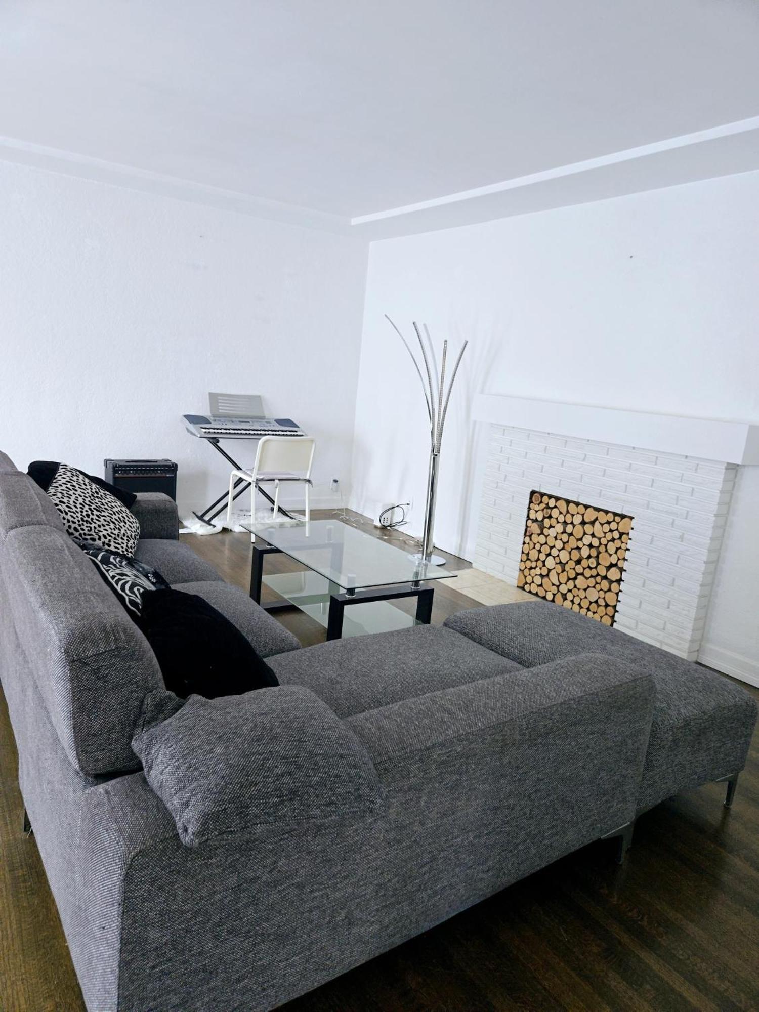 Lovely Cozy Room! With Attached Private Bath In The Heart Of Vancouver! Private Parking & Self Check-In! Extérieur photo